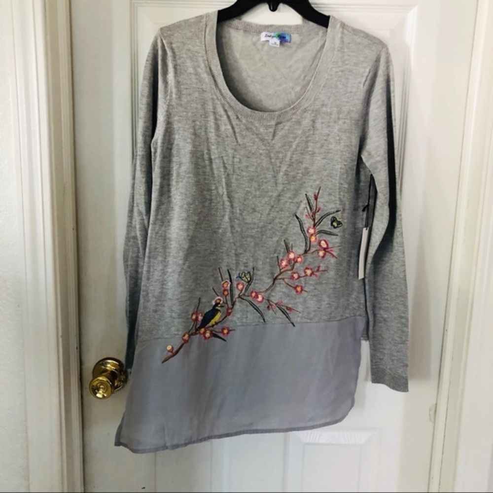 NWT INDIGO ROSE grey embroidered sheer asymmetrical floral bird shirt size small